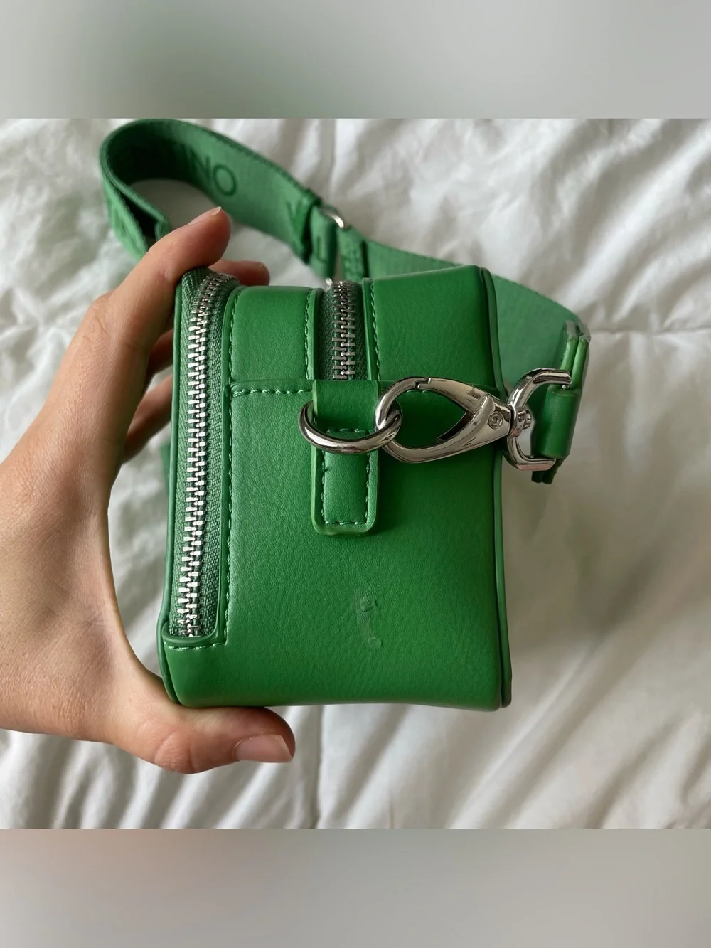 Valentino by Mario Valentino Spa Green Logo Belt Bag - Picture 5 of 16